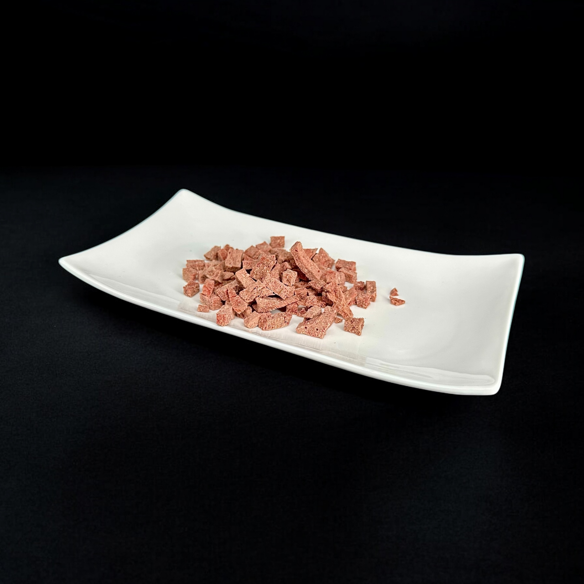 Gefriergetrocknetes Pferd für Hunde und Katzen – BARF – Leckerli - Snack - Crunchy in S, schonend gefriergetrocknet. Hypoallergen. Vitacanin Schweiz.
